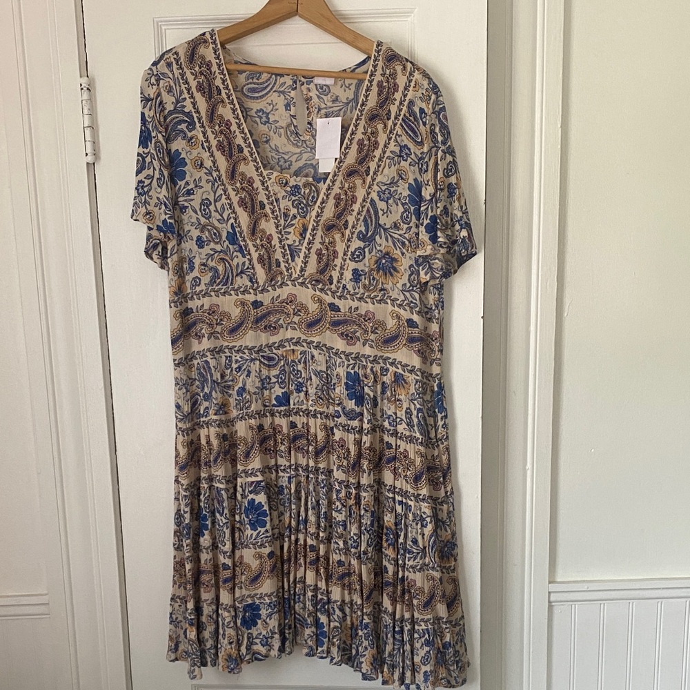 NWT Bila Blue and Cream Floral Dress size medium